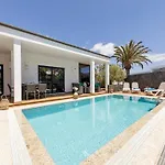 Beautiful In With Pool *