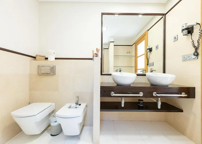 Beautiful In With Pool *