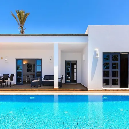 Holiday home Beautiful In With Pool
