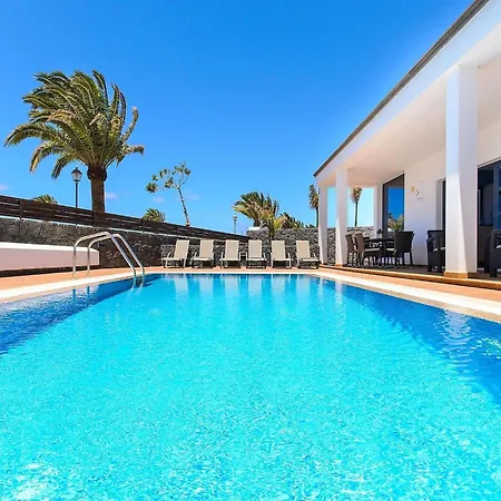Holiday home Beautiful In With Pool